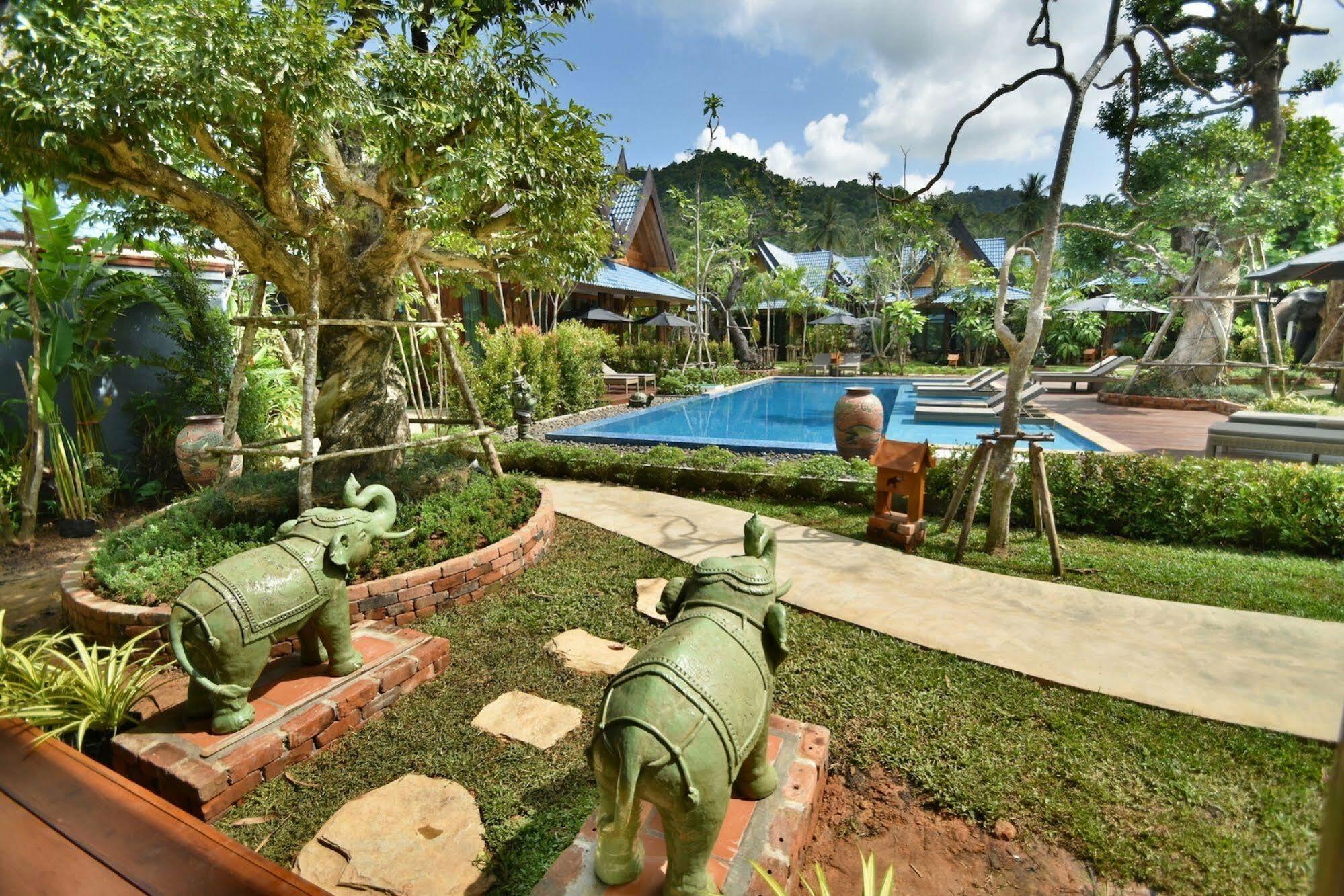The Nine Thipthara Klongson Resort Ban Nong Thale Zewnętrze zdjęcie